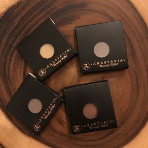 FOUR Anastasia Beverly Hills Eye Shadow!!